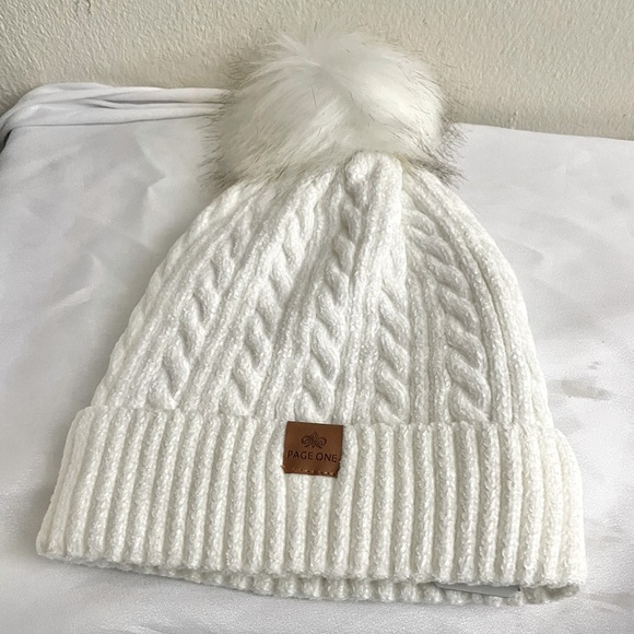 PAGE ONE Women Winter Pom Pom Beanie Hats Warm Fleece Lined,Chunky Trendy Cute - Picture 9 of 10
